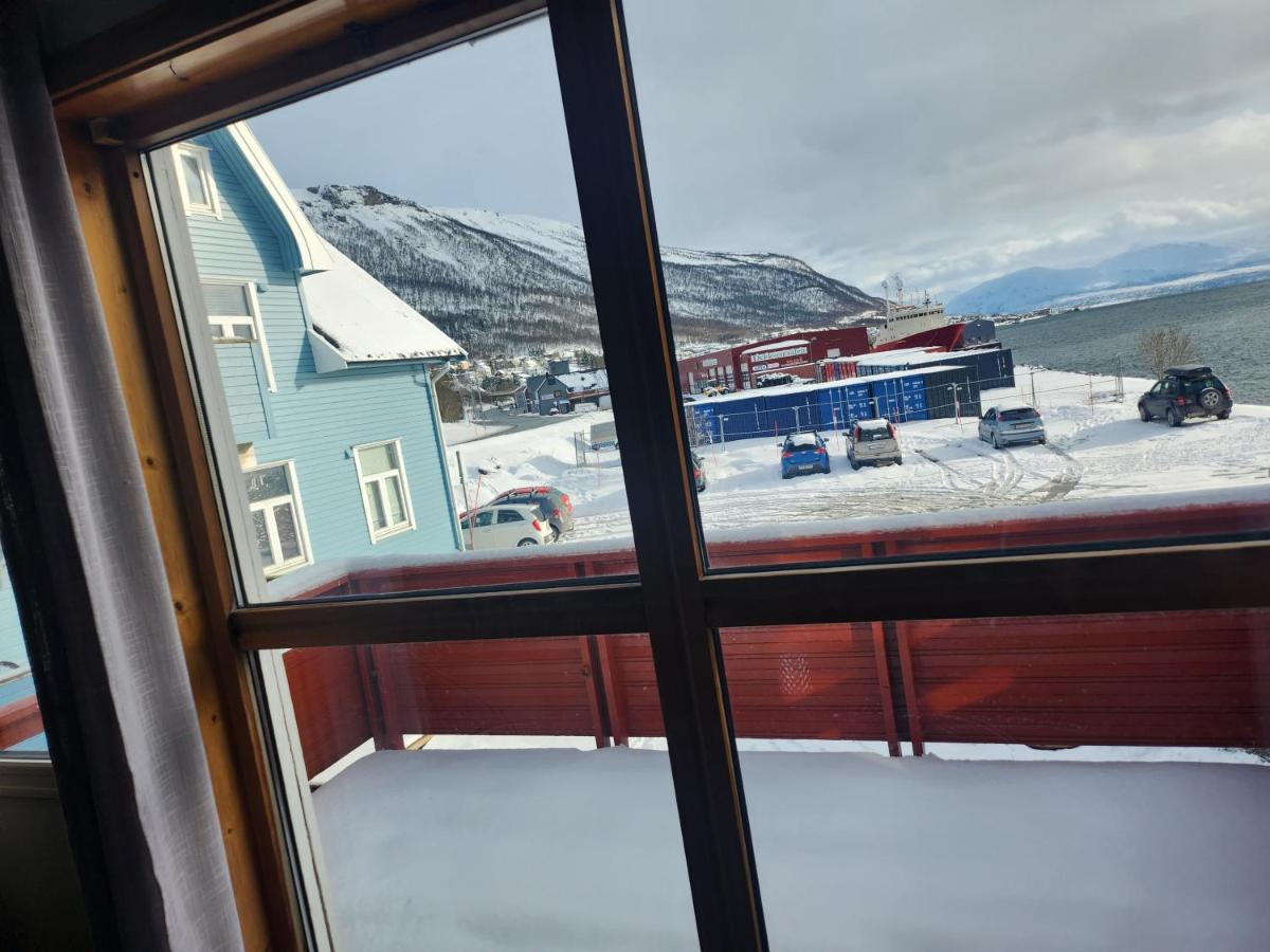 Apartment By The Lakeside Tromsø Eksteriør bilde